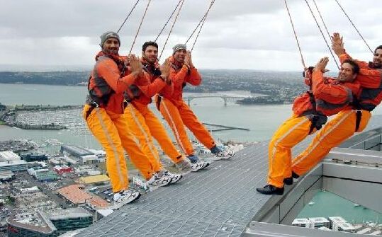 钢格板搭建观景台