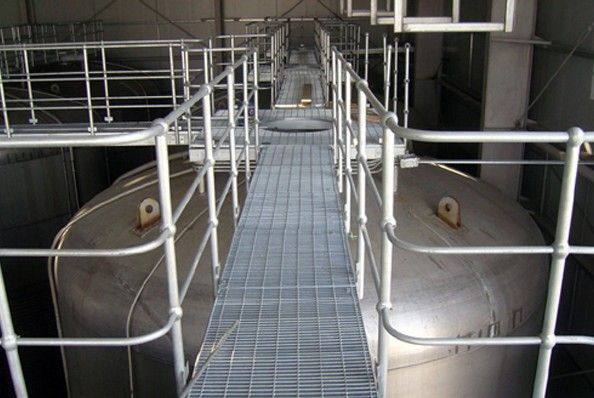 灌顶平台钢格板